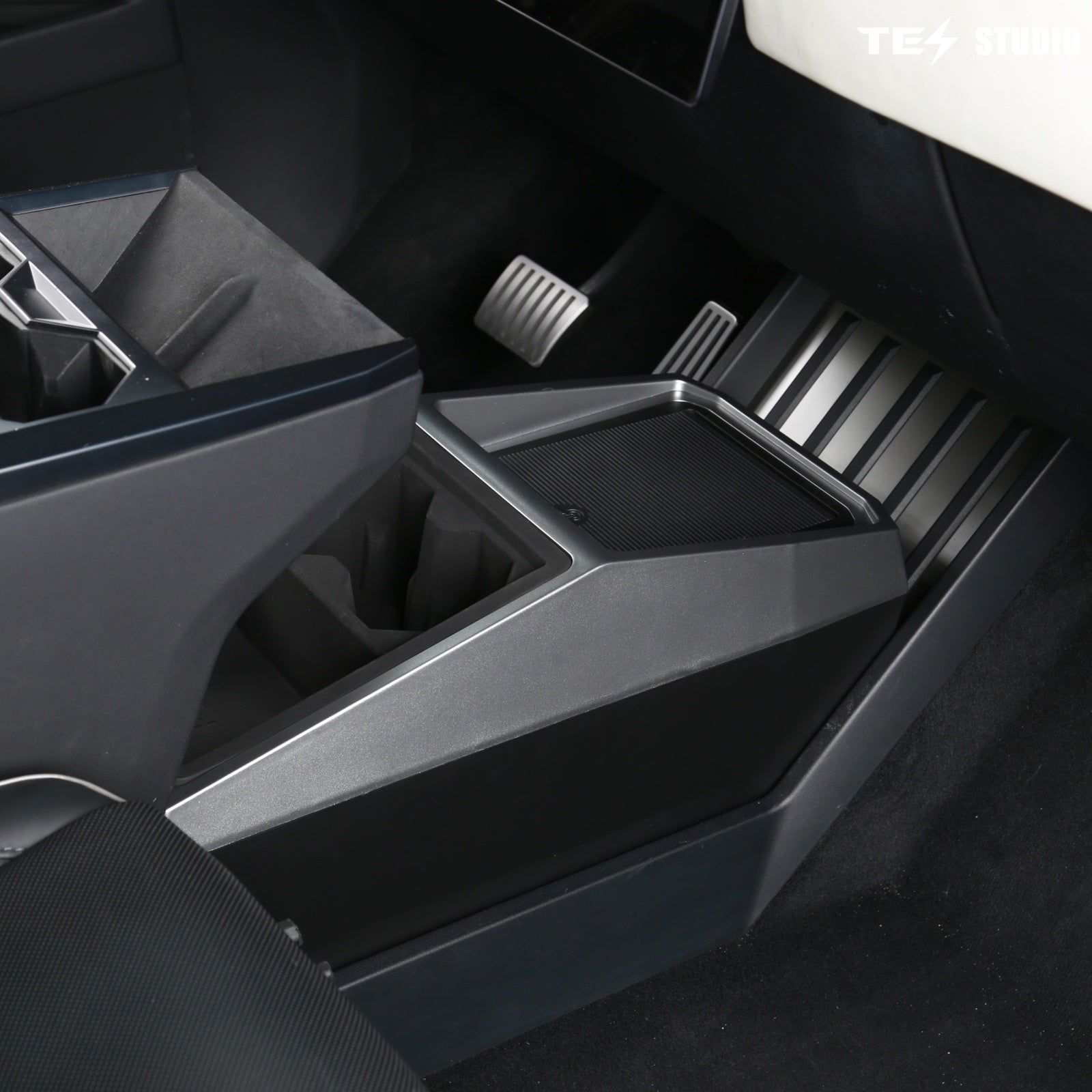 Cybertruck Center Console Multifunctional Storage Box Center Floor Organizer Tesstudio®